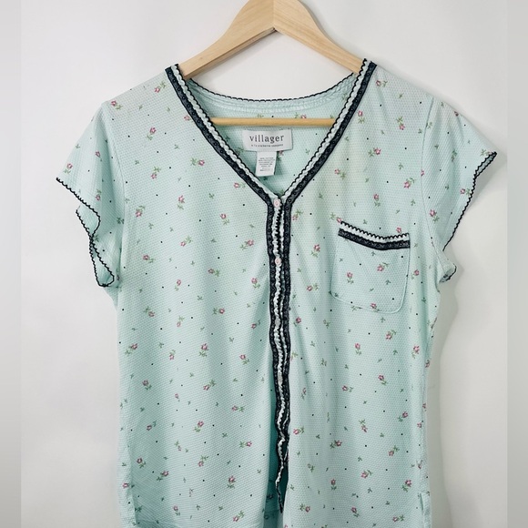 Villager by Liz Claiborne sz M Spring Green floral button up Sleepwear Top - Picture 1 of 9